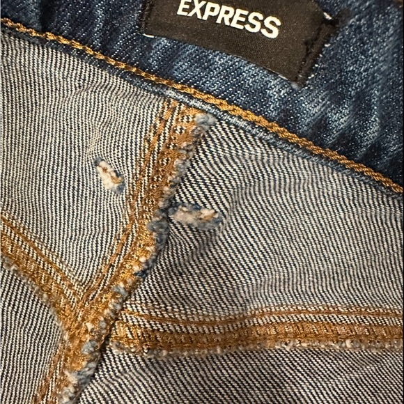 Express High Waisted Dark Wash Wide Leg Jeans 12 - Picture 4 of 5